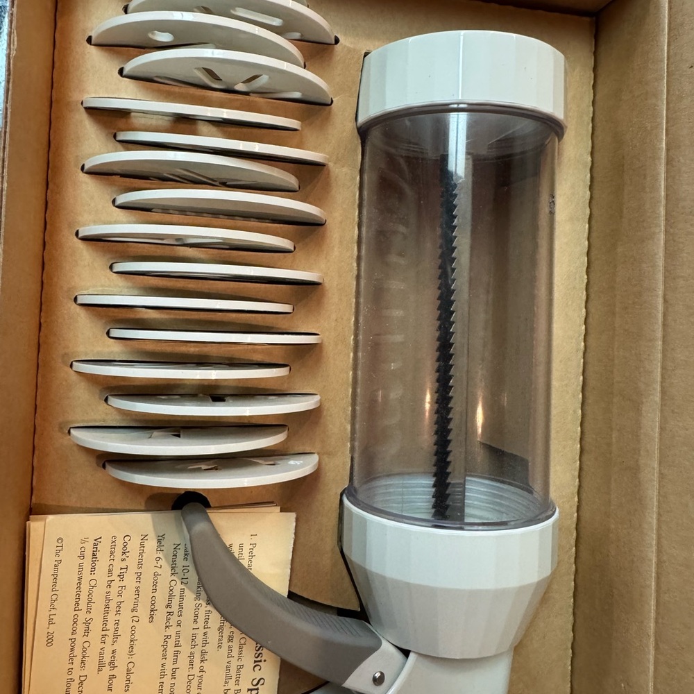 White Cookie Press with Discs